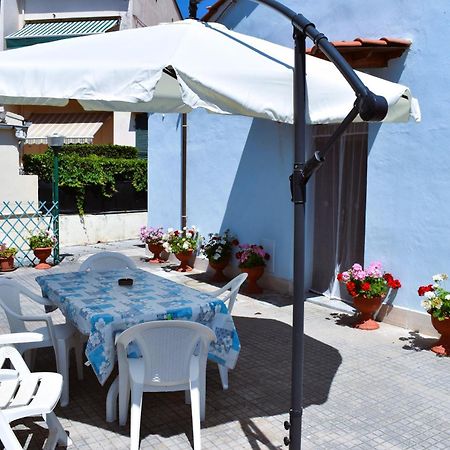 Villino La Perla Azzurra- Marina Di Pisa Villa Exteriör bild
